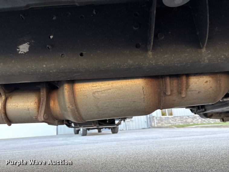 image for item EM6125 2019 RAM 3500 utility / service truck