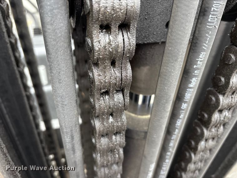 image for item EM6135 2017 UniCarriers PF70 forklift