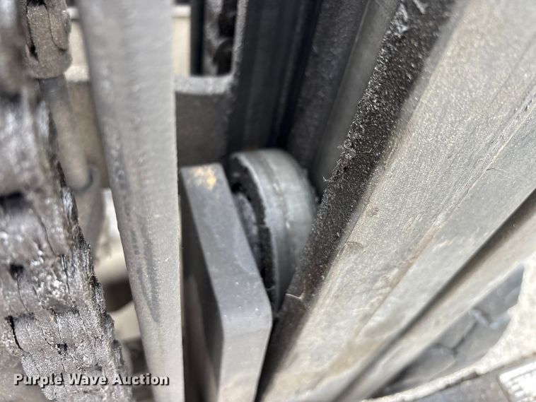 image for item EM6135 2017 UniCarriers PF70 forklift