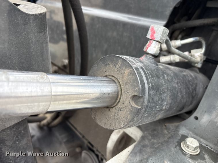 image for item EM6135 2017 UniCarriers PF70 forklift