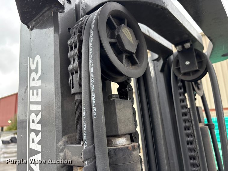 image for item EM6135 2017 UniCarriers PF70 forklift