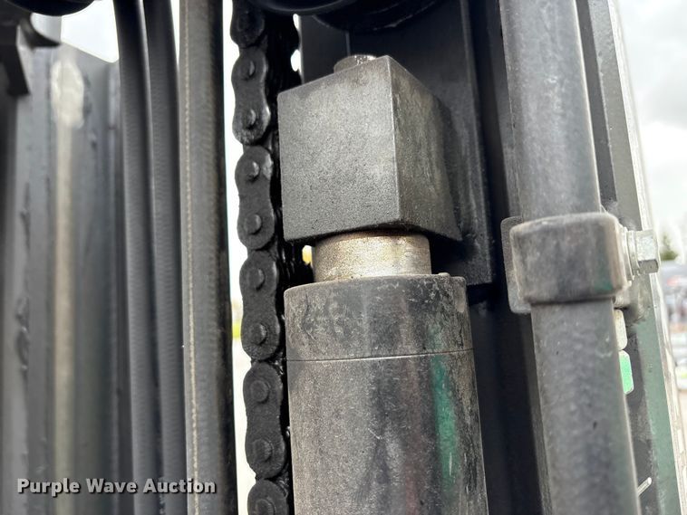 image for item EM6135 2017 UniCarriers PF70 forklift