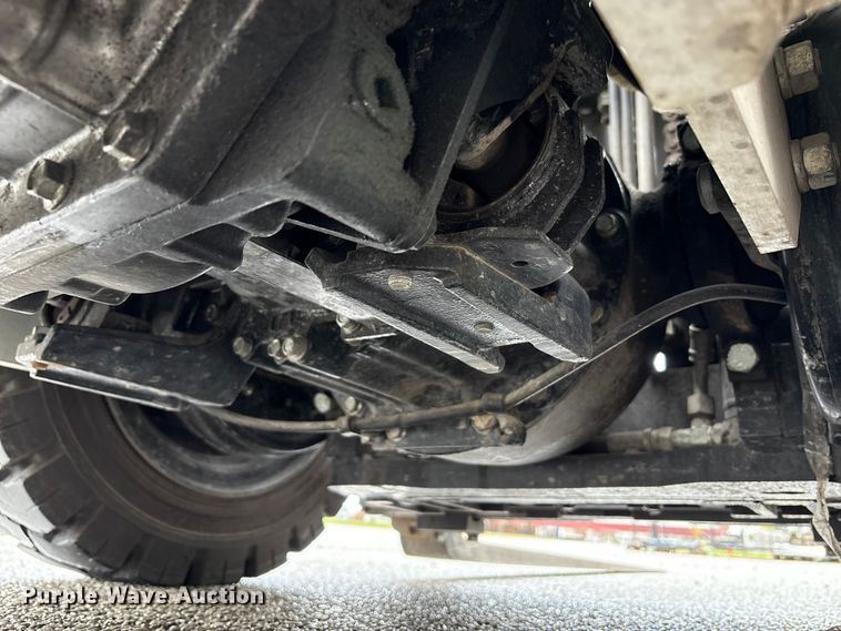 image for item EM6135 2017 UniCarriers PF70 forklift