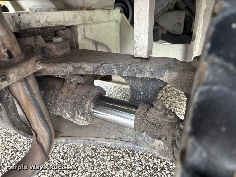 image for item EM6135 2017 UniCarriers PF70 forklift