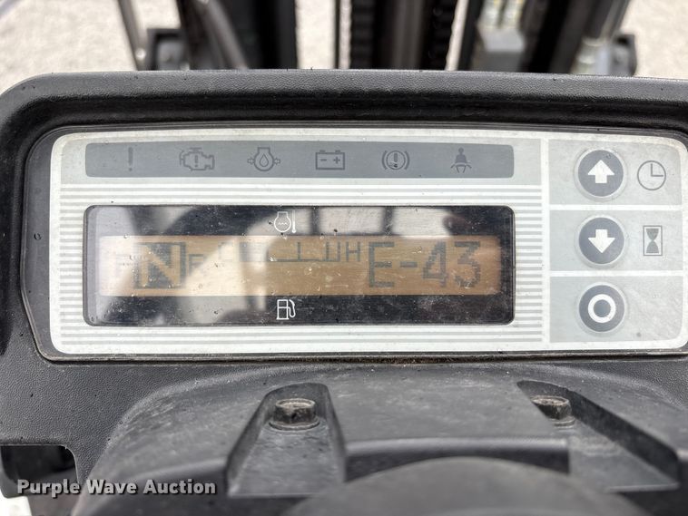 image for item EM6135 2017 UniCarriers PF70 forklift