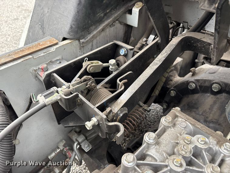 image for item EM6135 2017 UniCarriers PF70 forklift