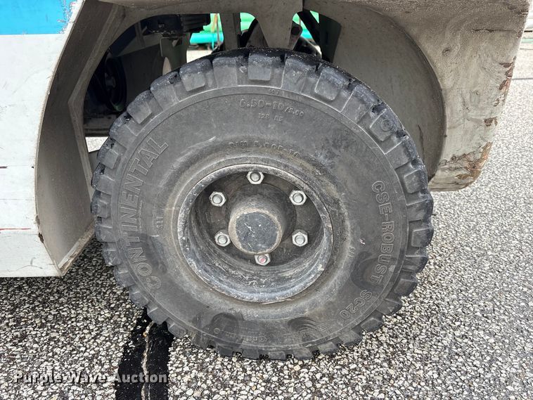 image for item EM6135 2017 UniCarriers PF70 forklift