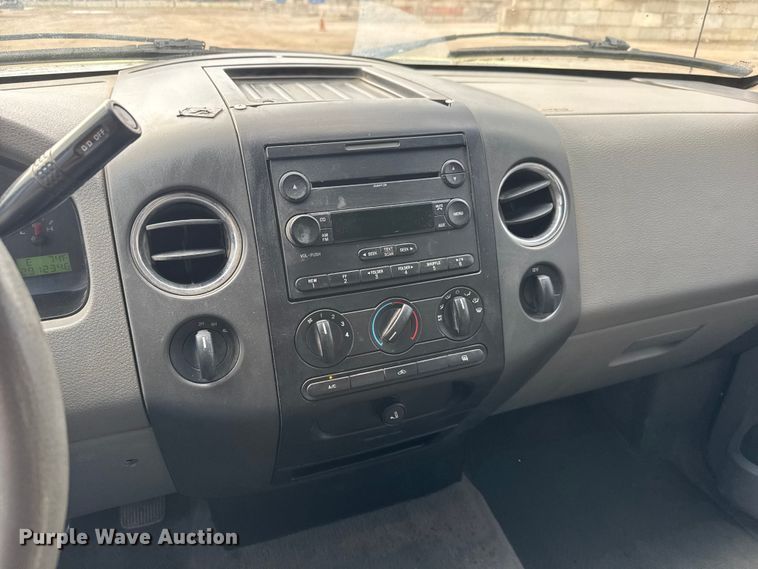 image for item EM8409 2007 Ford F150 SuperCrew pickup truck