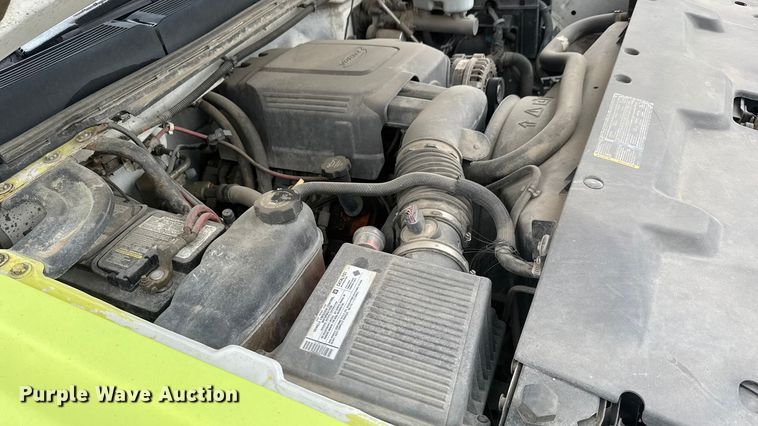 image for item EM8410 2007 Chevrolet Silverado 2500HD Ext. Cab pickup truck