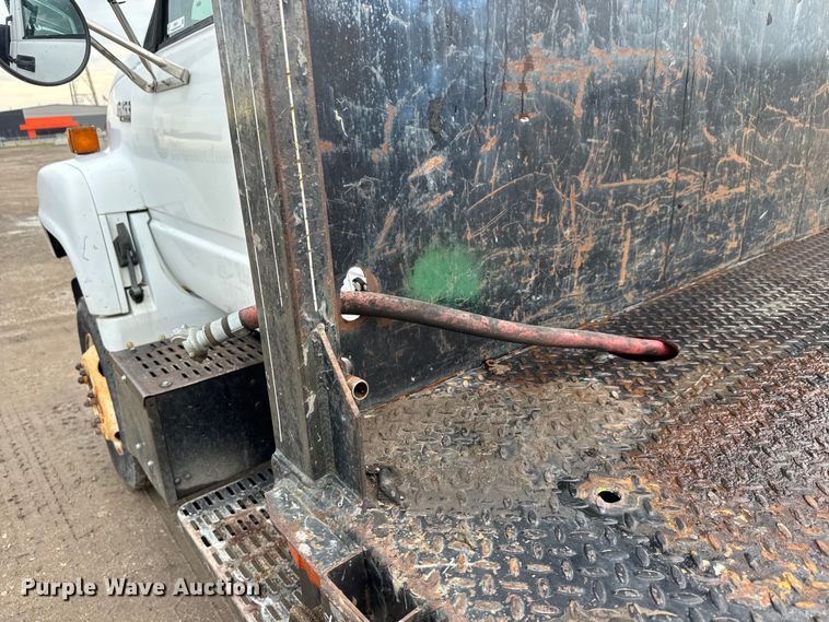 image for item EM8411 1995 GMC Top Kick flatbed truck