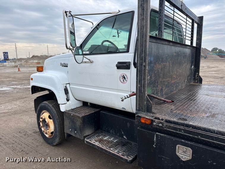 image for item EM8411 1995 GMC Top Kick flatbed truck