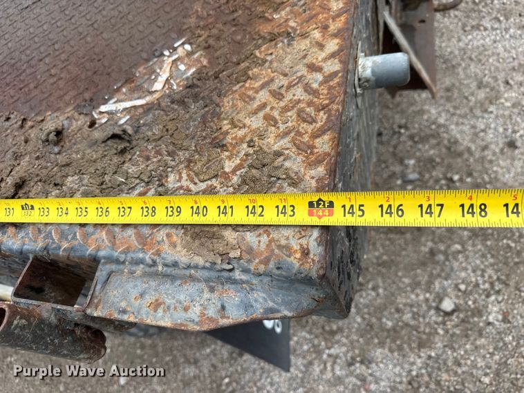 image for item EM8411 1995 GMC Top Kick flatbed truck