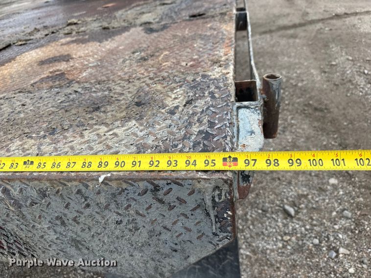 image for item EM8411 1995 GMC Top Kick flatbed truck