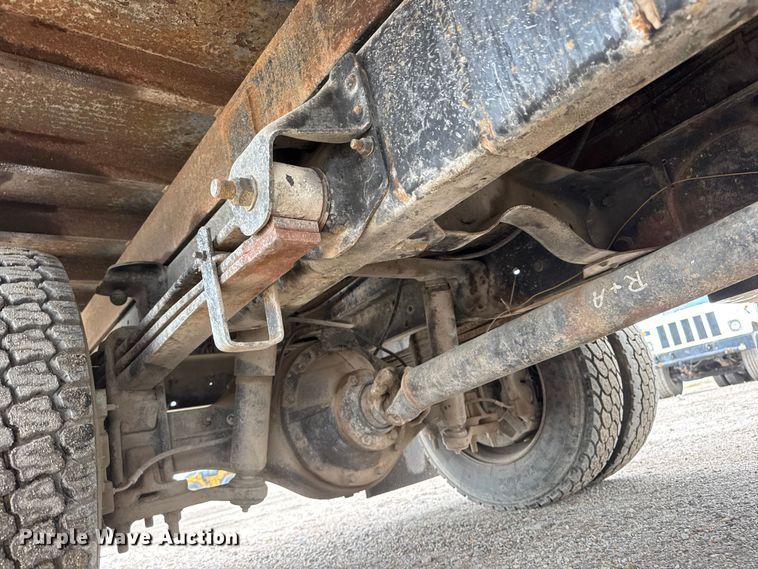 image for item EM8411 1995 GMC Top Kick flatbed truck