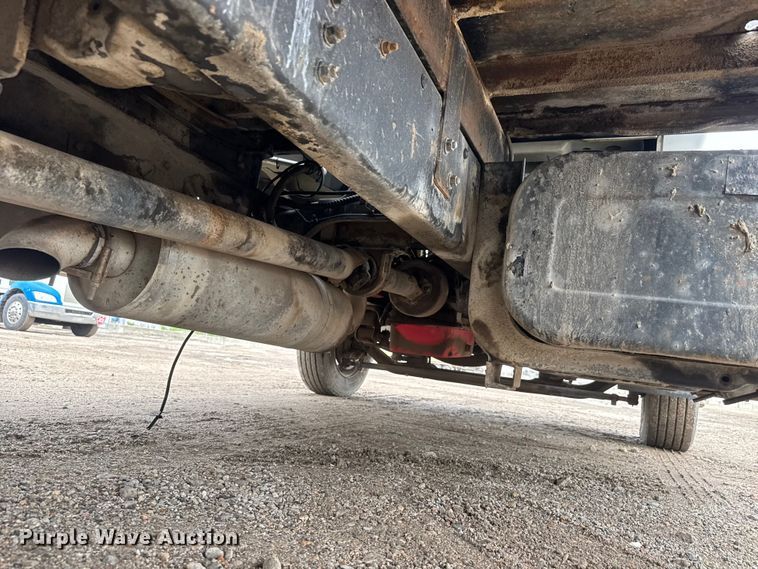 image for item EM8411 1995 GMC Top Kick flatbed truck