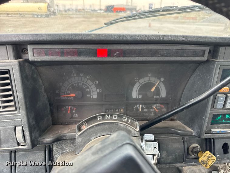 image for item EM8411 1995 GMC Top Kick flatbed truck