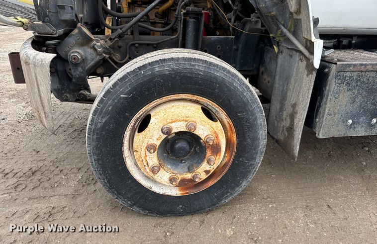 image for item EM8411 1995 GMC Top Kick flatbed truck