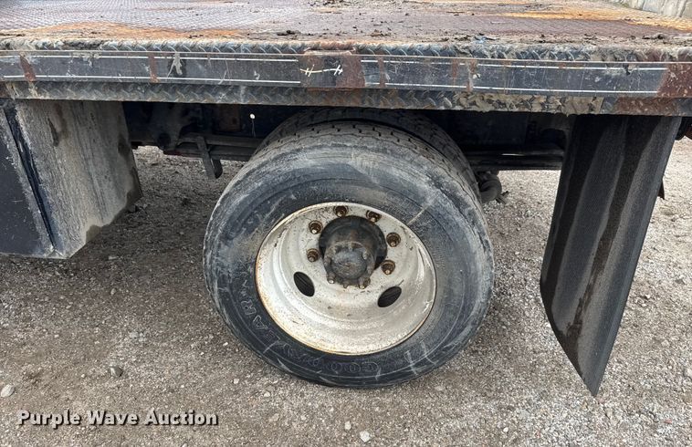 image for item EM8411 1995 GMC Top Kick flatbed truck