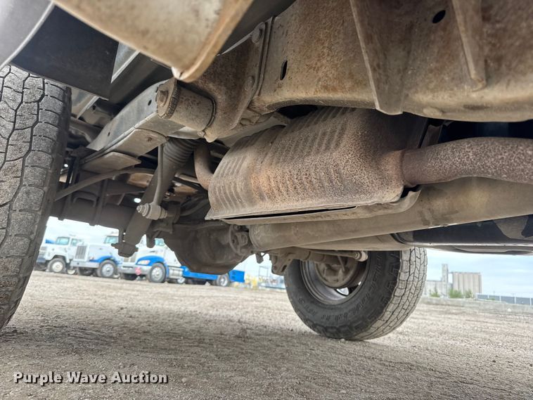 image for item EM8413 1999 Ford Ranger XLT SuperCab pickup truck