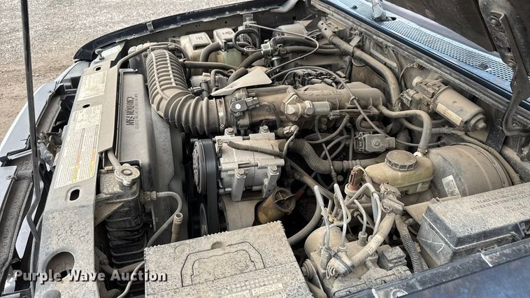 image for item EM8413 1999 Ford Ranger XLT SuperCab pickup truck