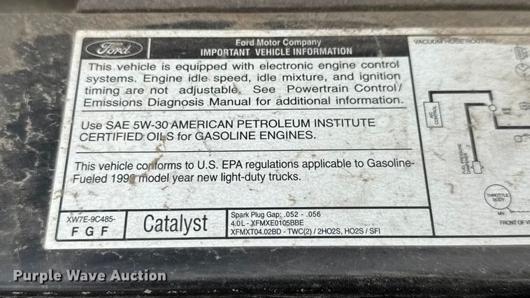 image for item EM8413 1999 Ford Ranger XLT SuperCab pickup truck