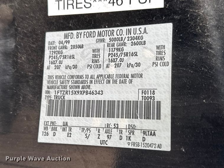 image for item EM8413 1999 Ford Ranger XLT SuperCab pickup truck