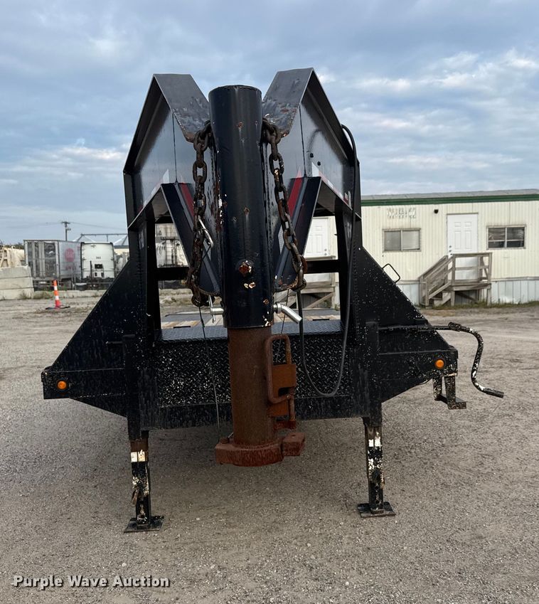 image for item EM8423 2005 Load Max Equipment trailer