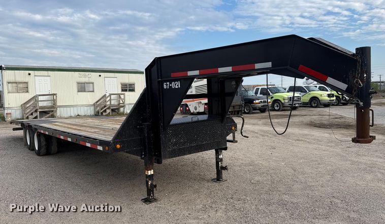 image for item EM8423 2005 Load Max Equipment trailer