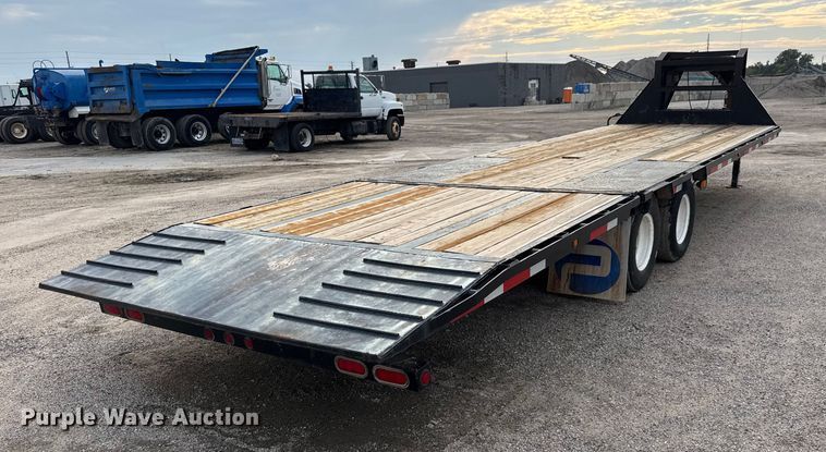 image for item EM8423 2005 Load Max Equipment trailer