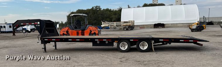 image for item EM8423 2005 Load Max Equipment trailer
