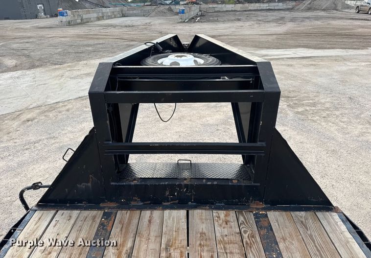 image for item EM8423 2005 Load Max Equipment trailer