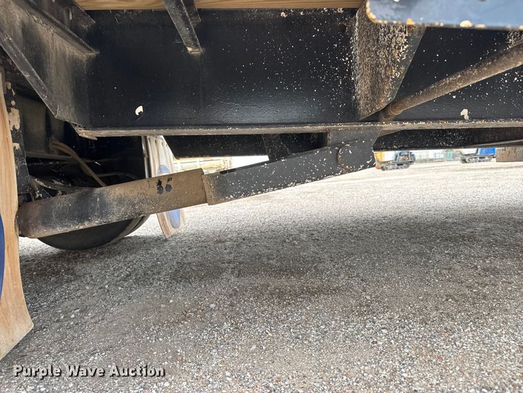 image for item EM8423 2005 Load Max Equipment trailer