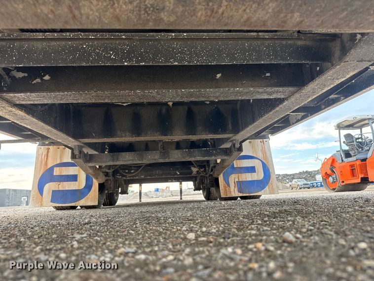 image for item EM8423 2005 Load Max Equipment trailer