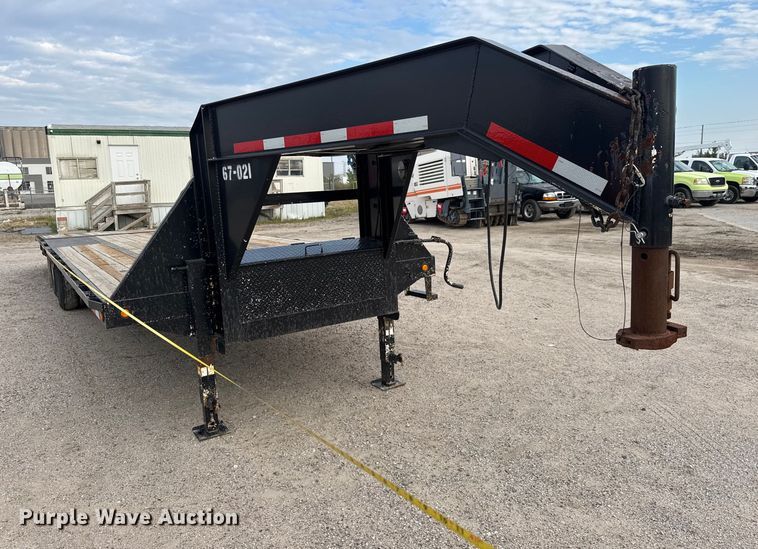 image for item EM8423 2005 Load Max Equipment trailer