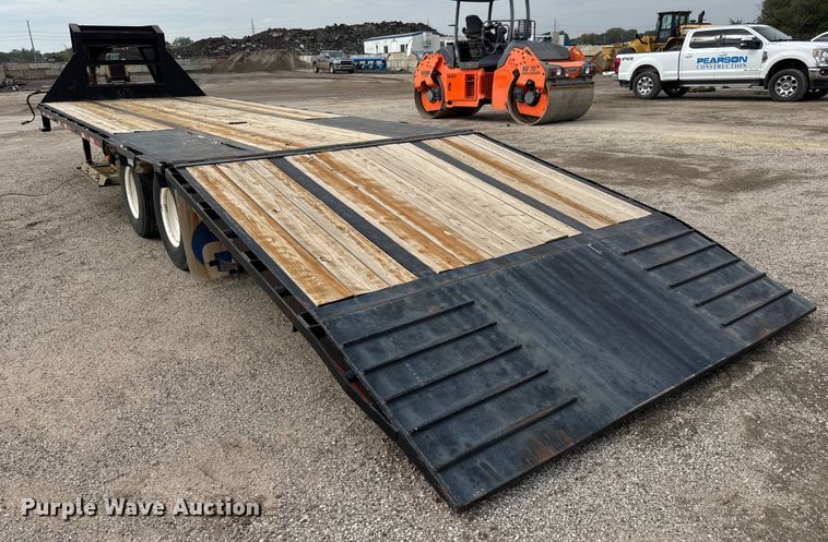 image for item EM8423 2005 Load Max Equipment trailer