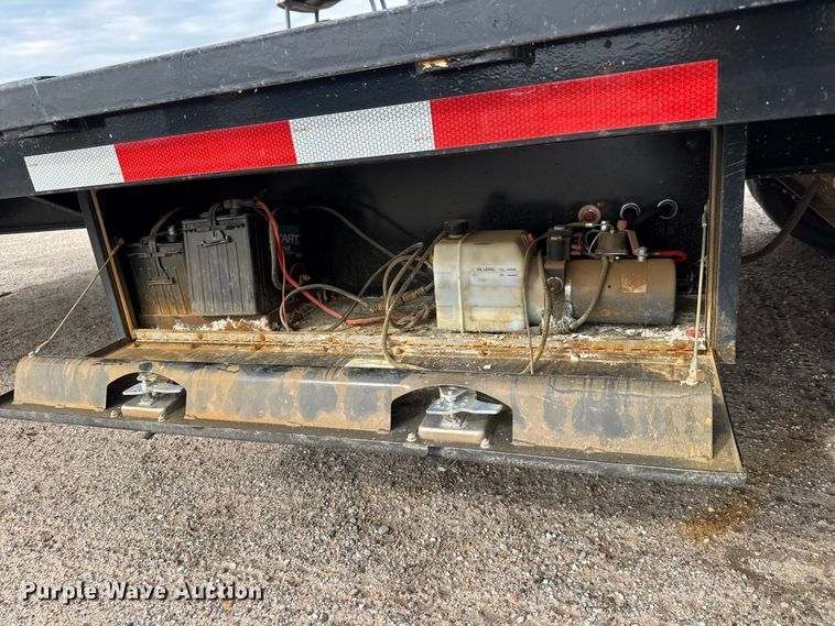 image for item EM8423 2005 Load Max Equipment trailer