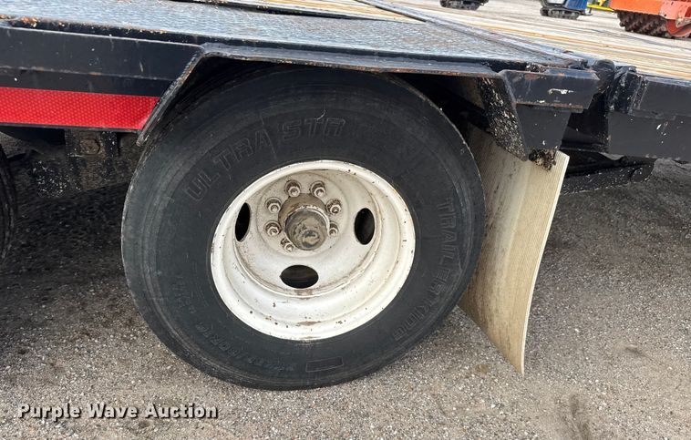 image for item EM8423 2005 Load Max Equipment trailer