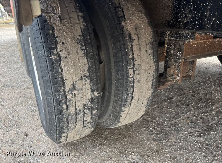 image for item EM8423 2005 Load Max Equipment trailer