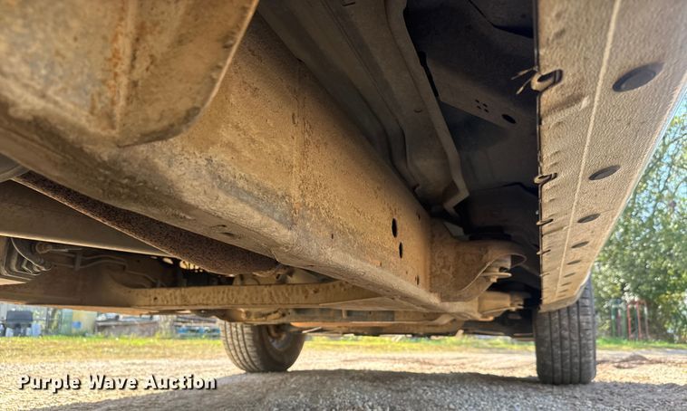 image for item EM8437 2017 Chevrolet Silverado 1500 Crew Cab pickup truck