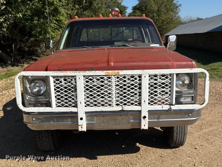 image for item EM8439 1980 Chevrolet K30 Scottsdale Trailering Special Crew Cab pickup truck