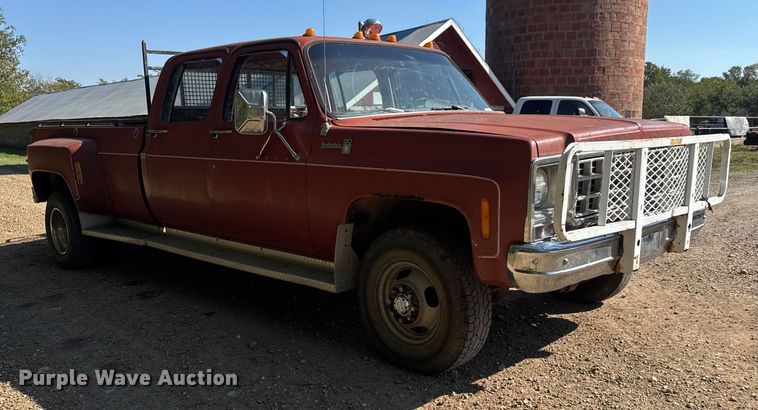 image for item EM8439 1980 Chevrolet K30 Scottsdale Trailering Special Crew Cab pickup truck