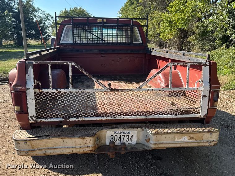 image for item EM8439 1980 Chevrolet K30 Scottsdale Trailering Special Crew Cab pickup truck