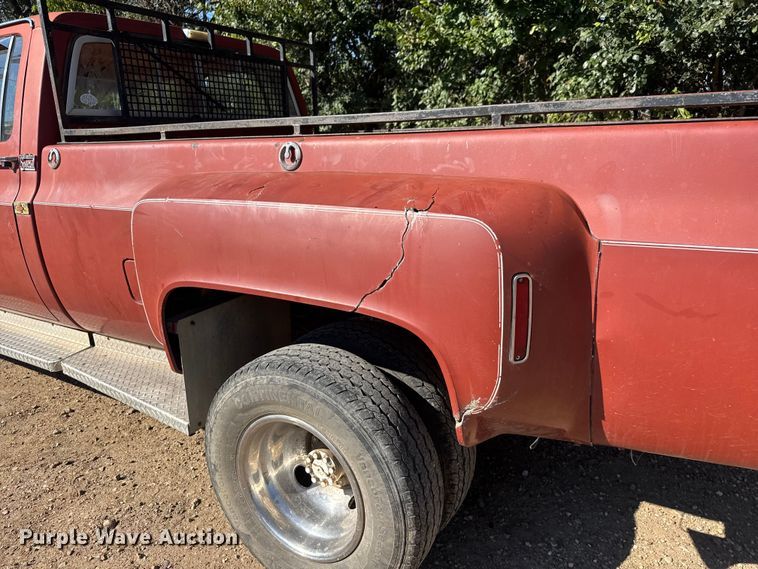 image for item EM8439 1980 Chevrolet K30 Scottsdale Trailering Special Crew Cab pickup truck