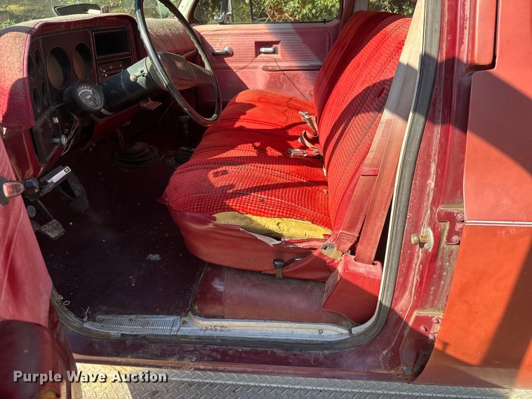 image for item EM8439 1980 Chevrolet K30 Scottsdale Trailering Special Crew Cab pickup truck