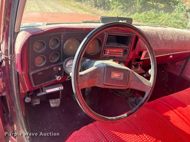 image for item EM8439 1980 Chevrolet K30 Scottsdale Trailering Special Crew Cab pickup truck