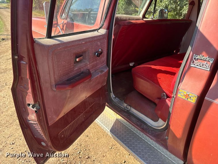 image for item EM8439 1980 Chevrolet K30 Scottsdale Trailering Special Crew Cab pickup truck