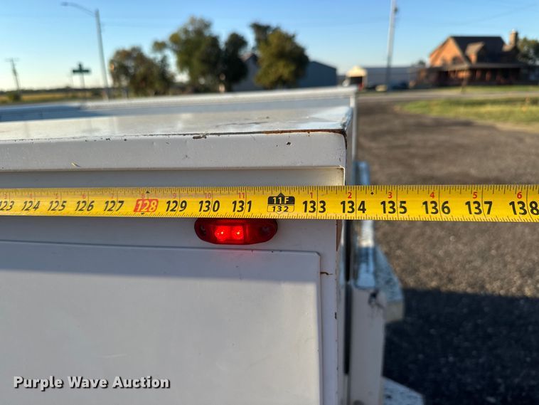 image for item EM8440 2007 Chevrolet Silverado 3500HD utility bed pickup truck