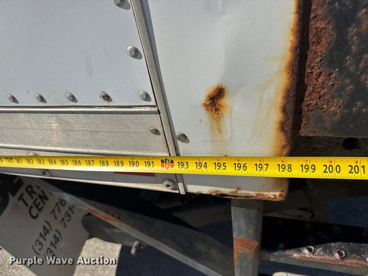 image for item EM8444 2007 Mitsubishi Fuso Fuso FE84D box truck