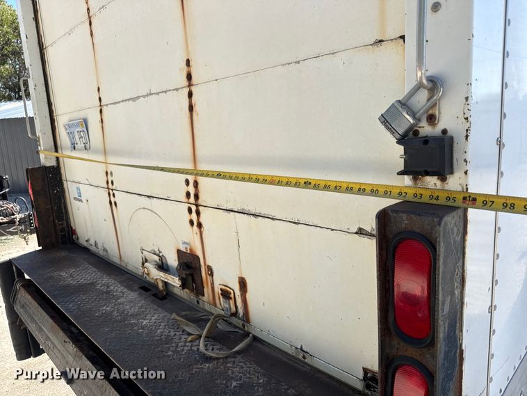 image for item EM8444 2007 Mitsubishi Fuso Fuso FE84D box truck