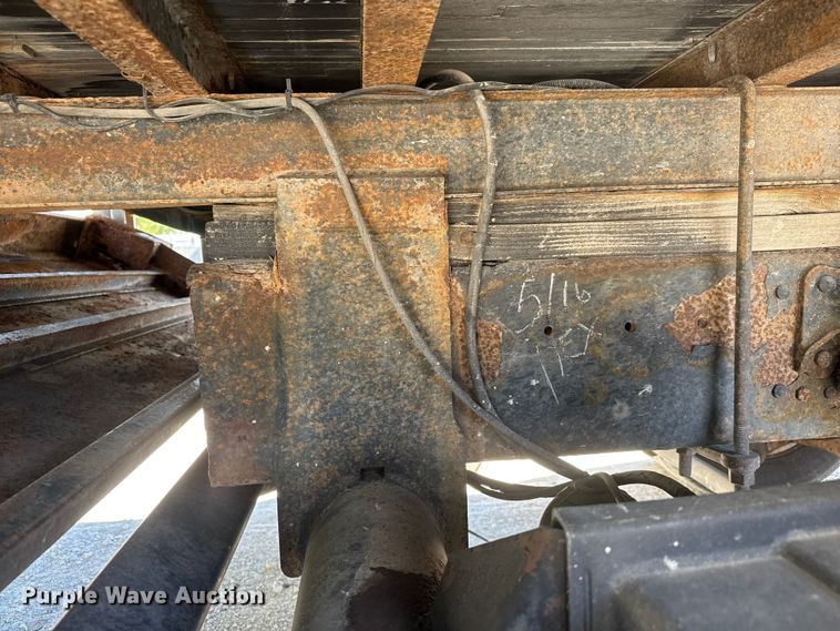 image for item EM8444 2007 Mitsubishi Fuso Fuso FE84D box truck